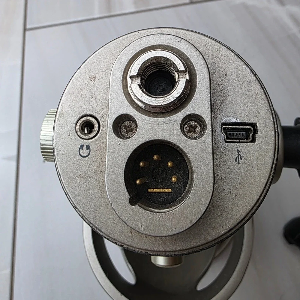 Blue Yeti Pro USB XLR‎ Condenser Microphone Black Silver Professional Record W2